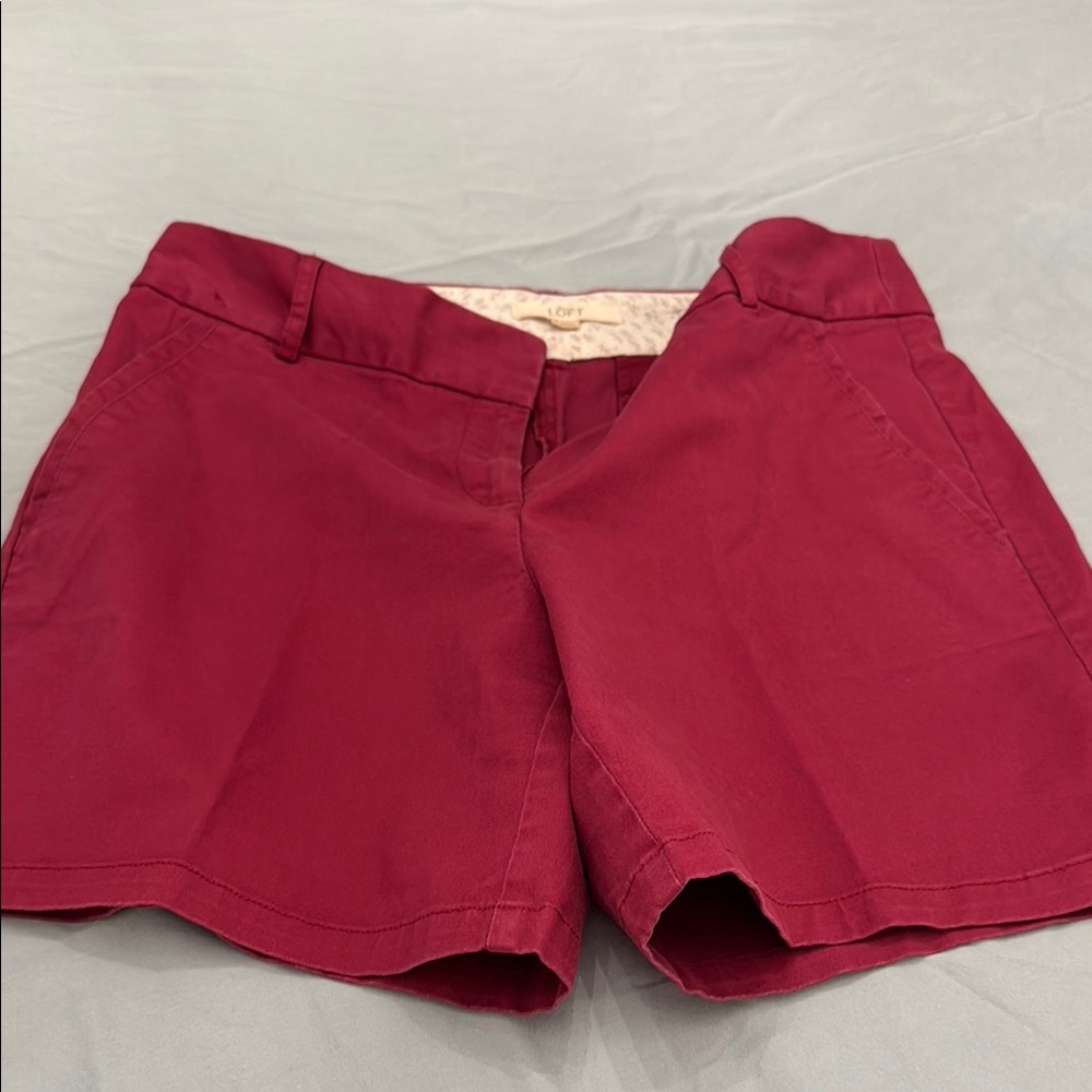 LOFT Red Bermuda Shorts Tailored Mid-Thigh Length